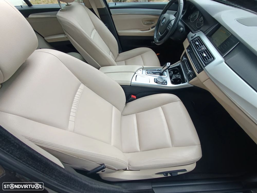 BMW 520 d Line Luxury Auto - 9