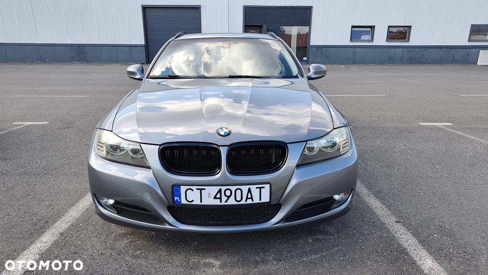 BMW Seria 3 318d DPF Edition Exclusive - 29
