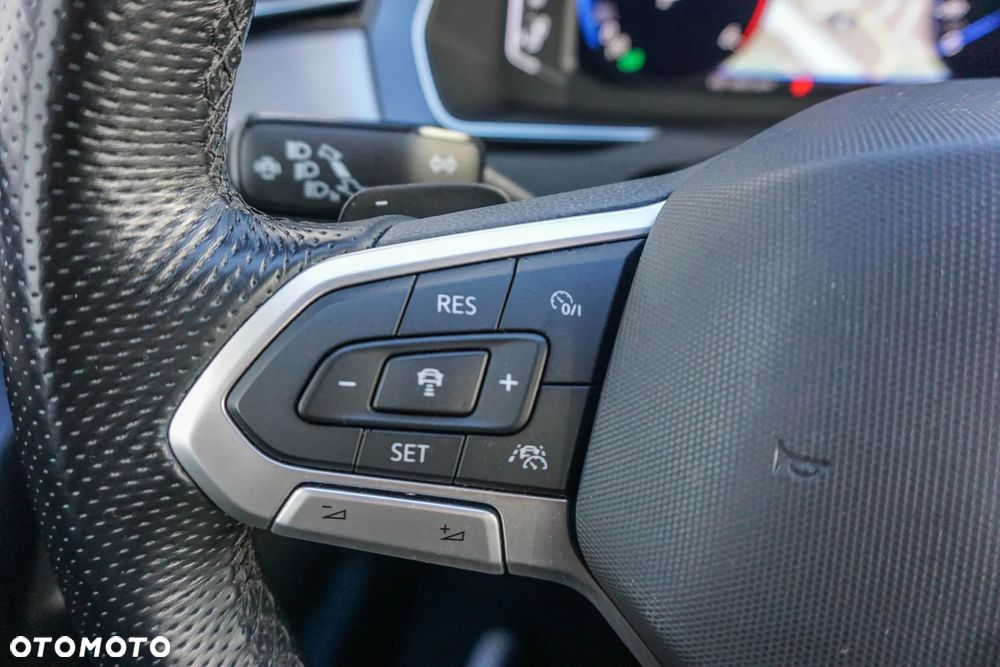 Volkswagen Passat - 10