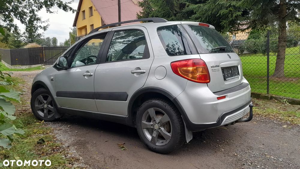 Suzuki SX4 1.9 DDiS 4WD GS / Premium - 3
