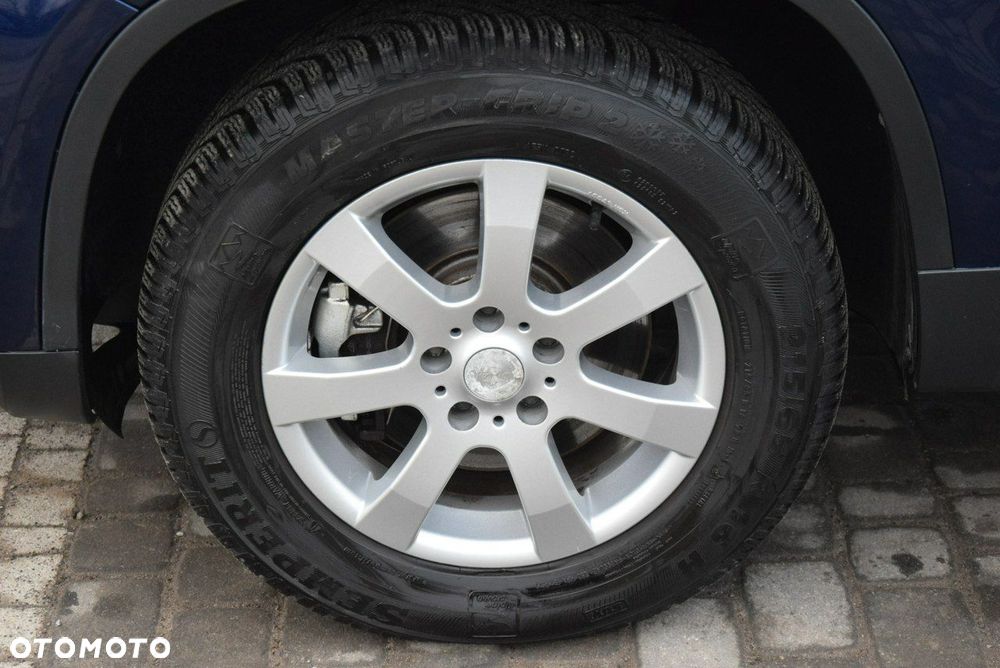 Volkswagen Tiguan 2.0 TDI DPF BlueMotion Technology Sport & Style - 16