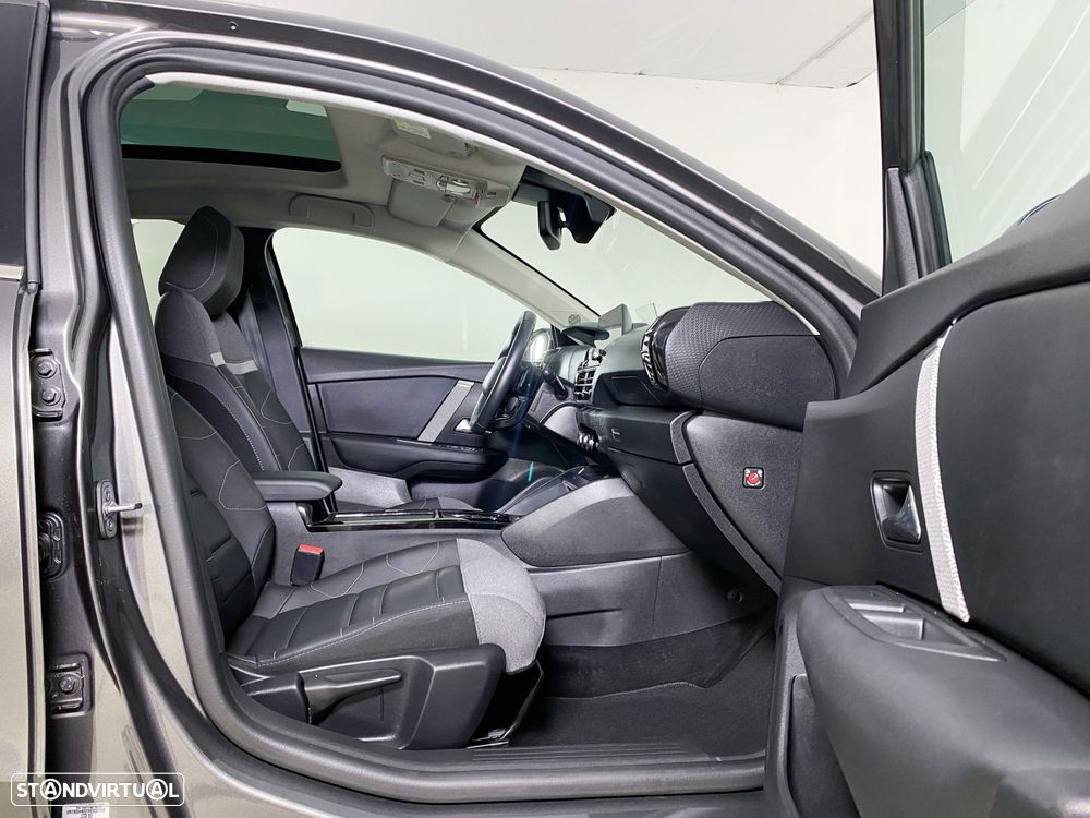 Citroën C4 X 1.2 PureTech Shine Pack EAT8 - 18
