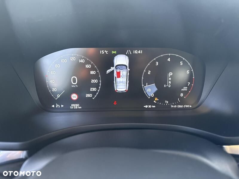 Volvo V60 T4 Momentum Pro - 14
