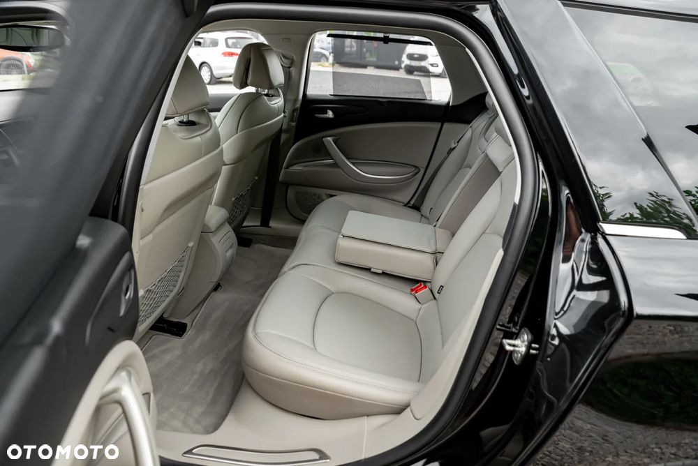 Citroën C5 V6 HDi 240 Biturbo FAP Exclusive - 23