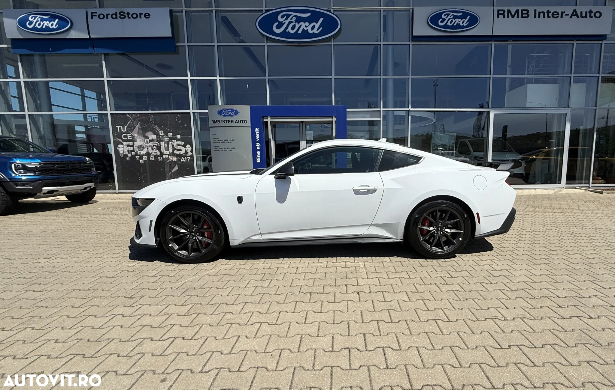 Ford Mustang 5.0 V8 Aut. Dark Horse - 3