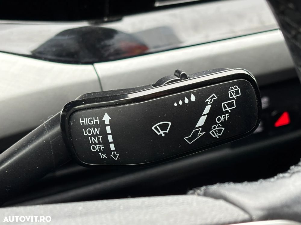 Volkswagen Golf 1.0 TSI Comfortline - 29