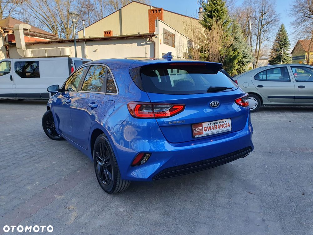 Kia Ceed - 24