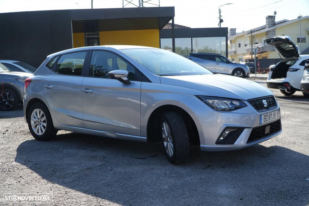 Seat Ibiza 2023 photo 2