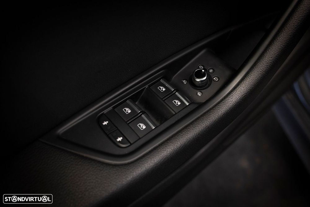 Audi A5 Sportback 40 TDI S line S tronic - 44