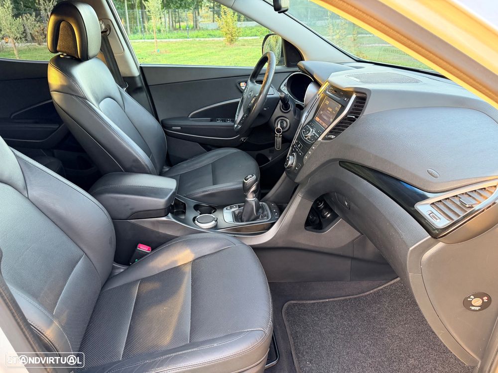 Hyundai Santa Fe 2.2 CRDi Executive 7L - 21