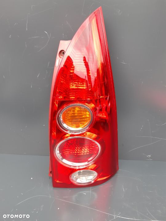 Lampa tylna prawa Mazda Premacy Lift 01-05r.