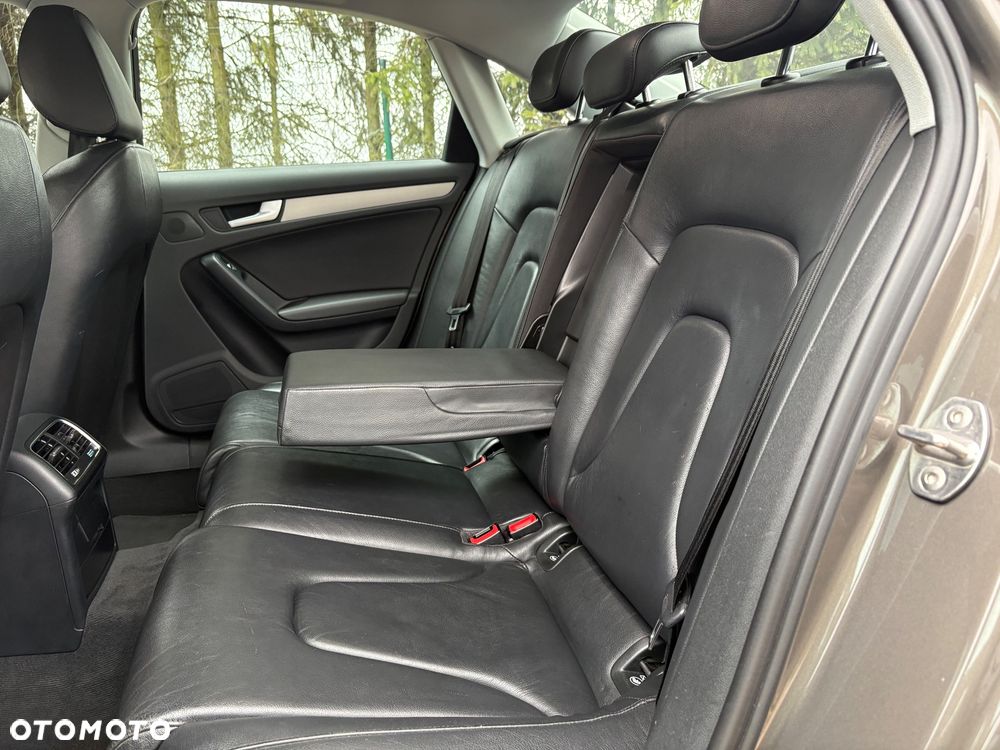 Audi A4 - 24