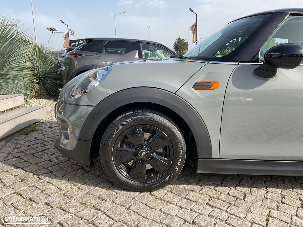 MINI 3 Portas One D - 14