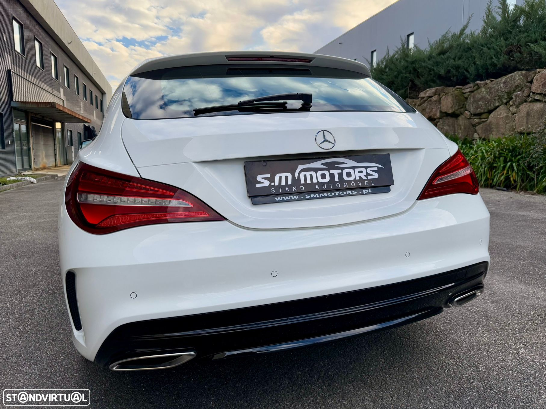 Mercedes-Benz CLA 180 Shooting Brake 7G-DCT AMG Line - 5