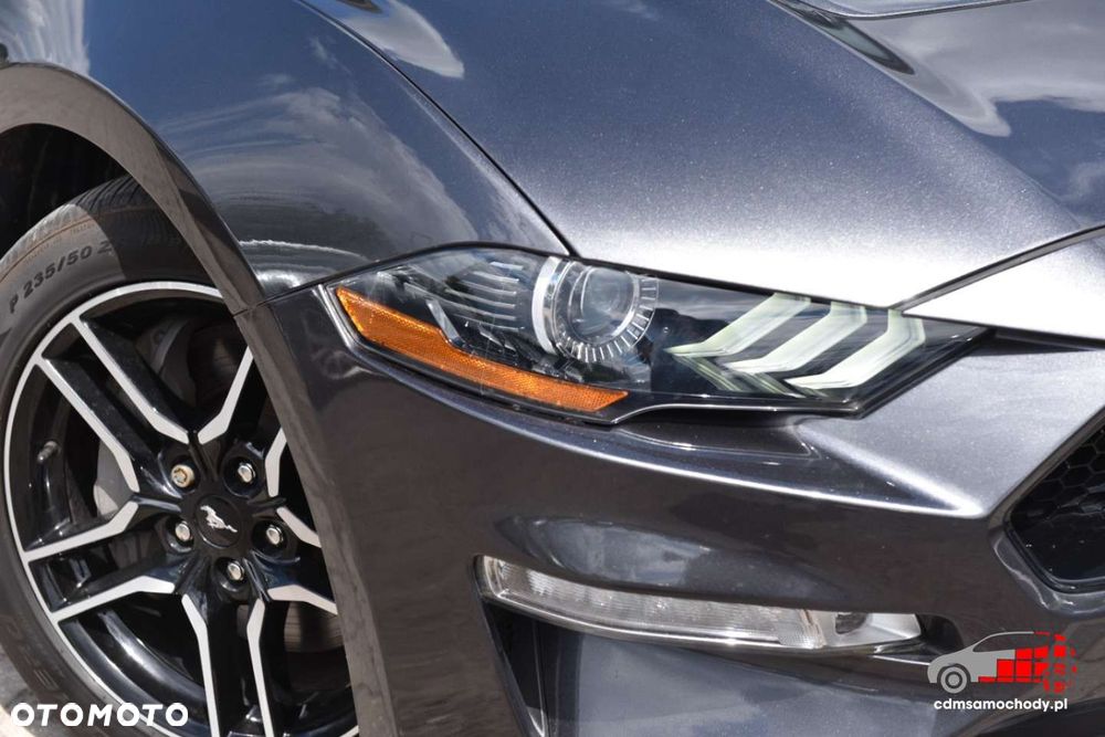 Ford Mustang 5.0 V8 GT - 13