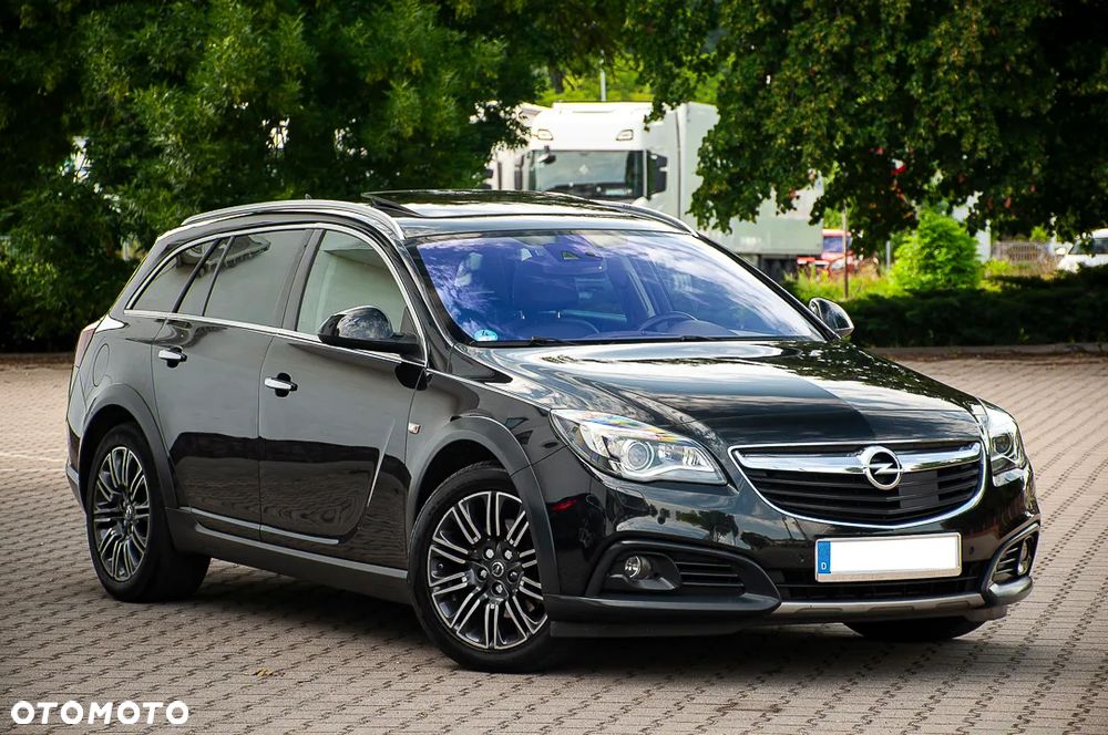 Opel Insignia 2.0 CDTI 4x4 Automatik Sport - 2
