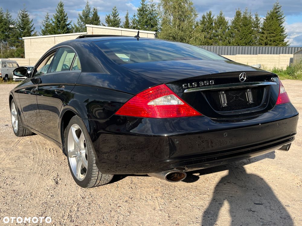 Mercedes-Benz CLS - 6
