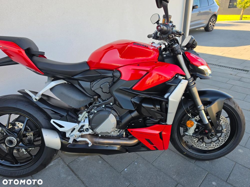 Ducati Streetfighter V2 - 20