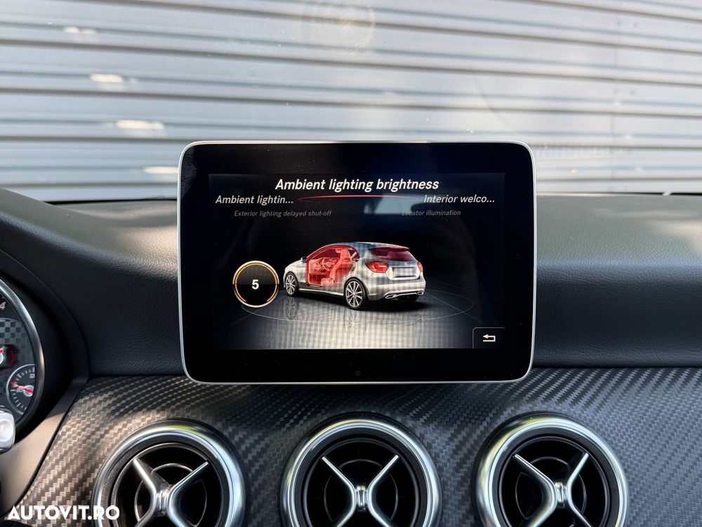 MERCEDES-BENZ A-Class 2018 — imagine 28