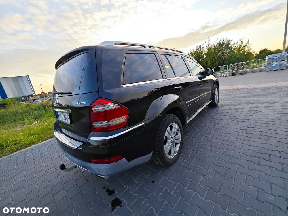 Mercedes-Benz GL - 5
