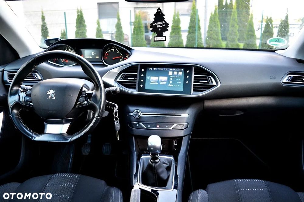 Peugeot 308 1.6 BlueHDi Business Line S&S - 29
