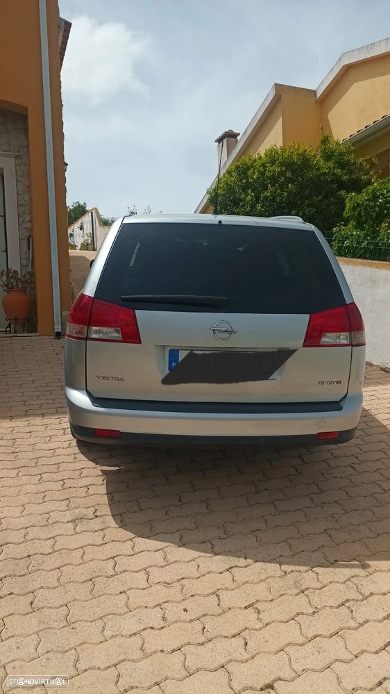 Opel Vectra Caravan 1.9 CDTi Executive - 2