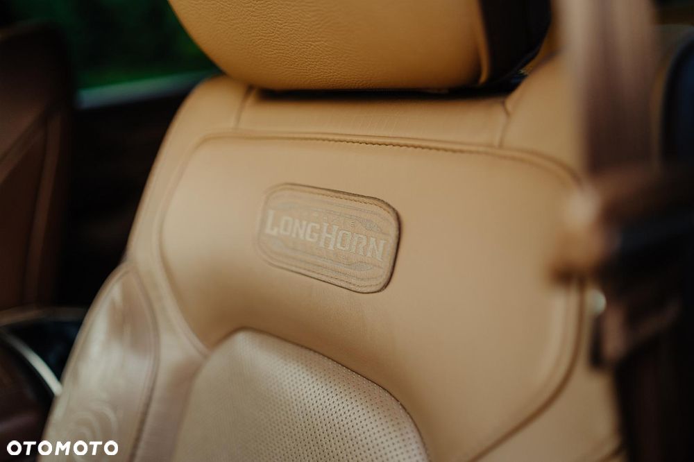 RAM 1500 5.7 eTorque Crew Cab Shortbed Longhorn Chrome - 22