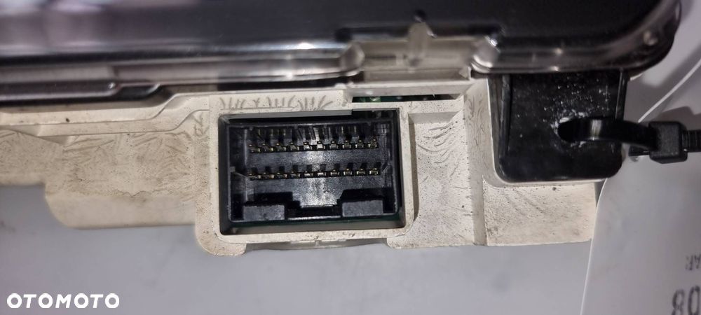 LICZNIK ZEGAR RANGE ROVER - 3