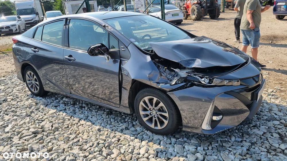 Toyota Prius Hybrid Executive - 20