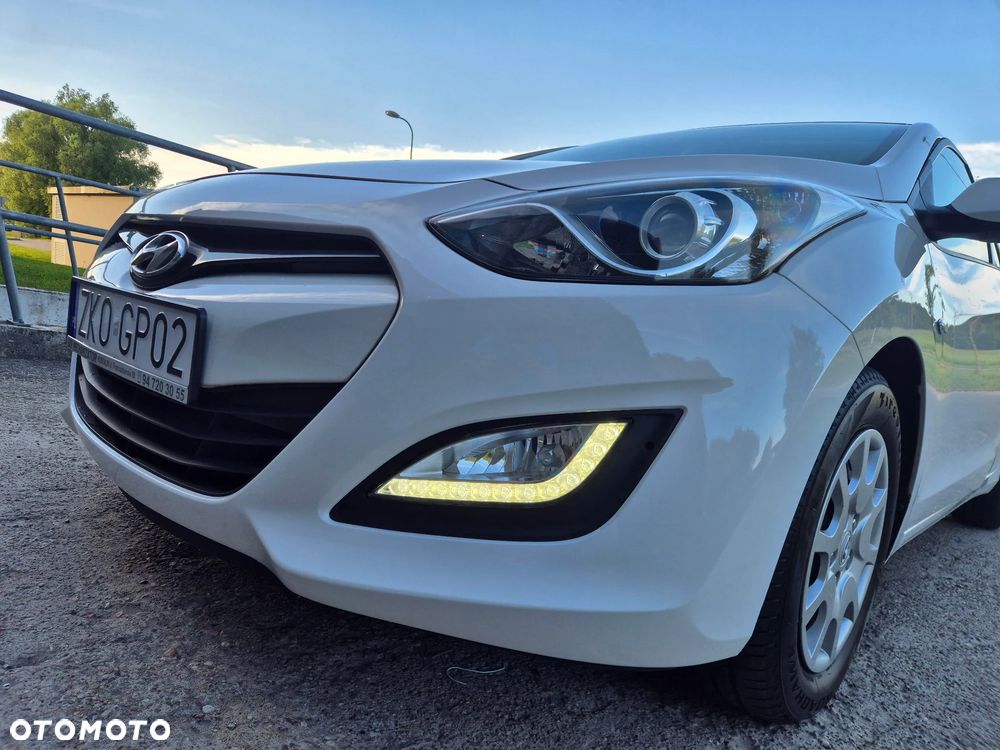 Hyundai i30 1.4 Classic + - 12