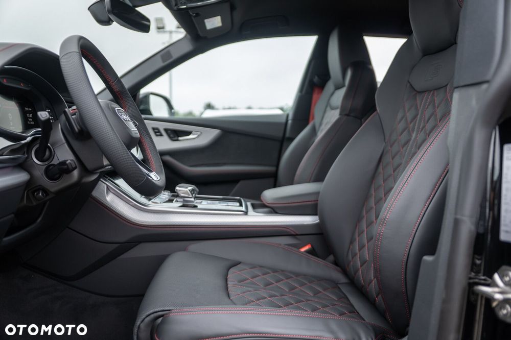 Audi SQ8 - 16