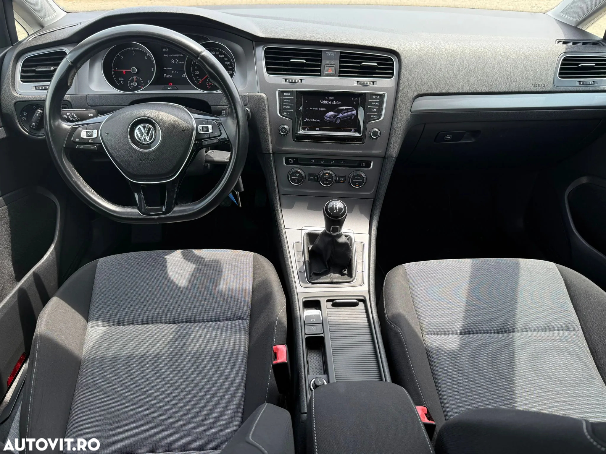 Volkswagen Golf 1.6 TDI BlueMotion Technology Comfortline - 7