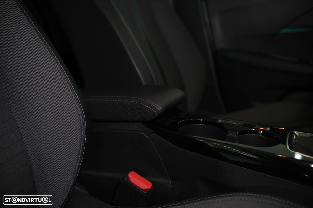 Peugeot 208 1.2 PureTech Allure - 22