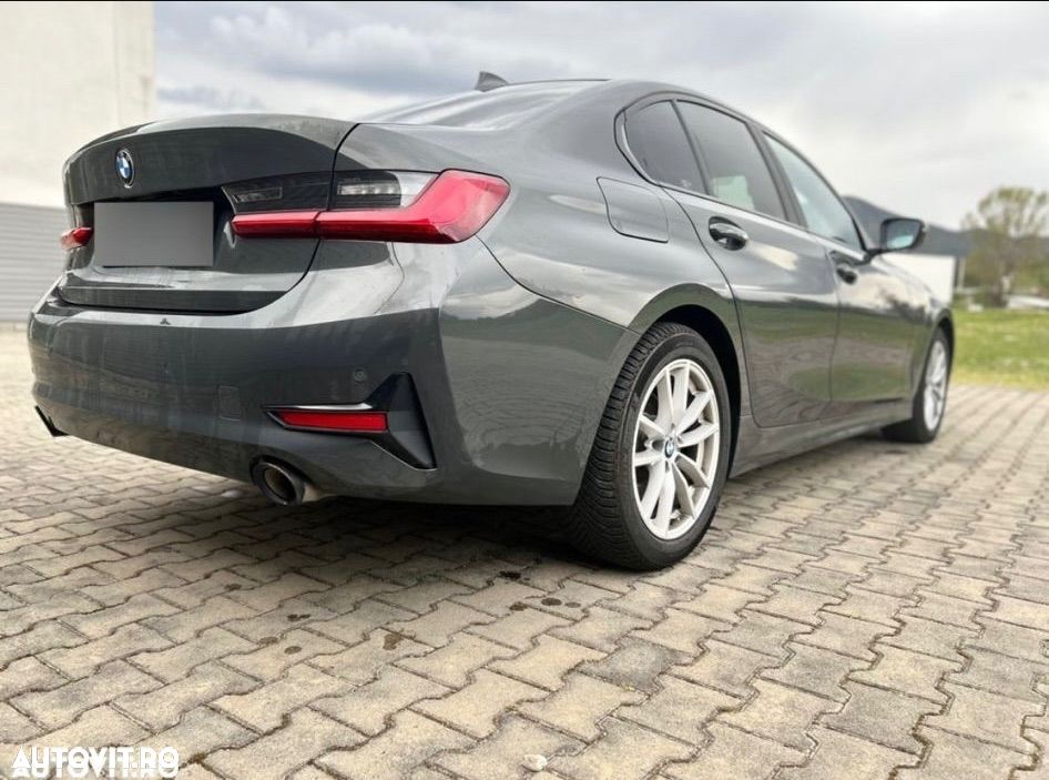 BMW Seria 3 320i AT - 5