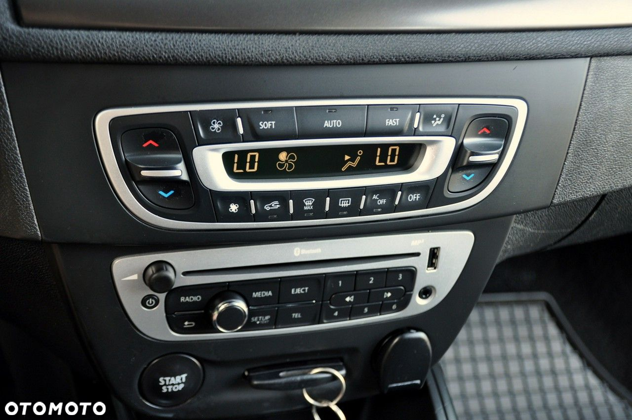 Renault Megane - 33