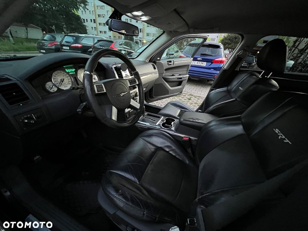 Chrysler 300C Touring 3.0 CRD DPF Automatik SRT-Design - 32