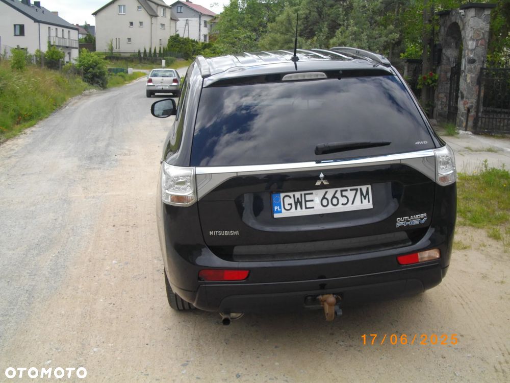 Mitsubishi Outlander Instyle NAVI - 4