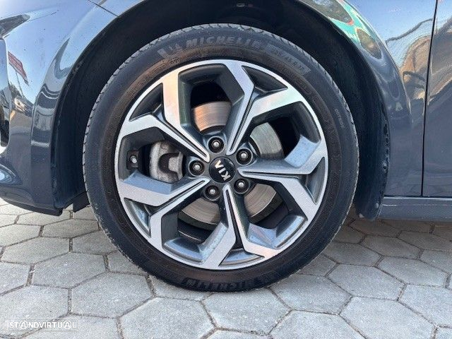 Kia Ceed 1.6 CRDi TX - 30