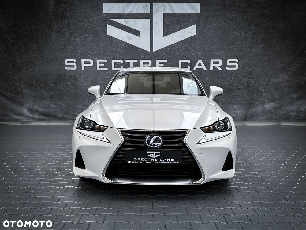 Lexus IS - 4