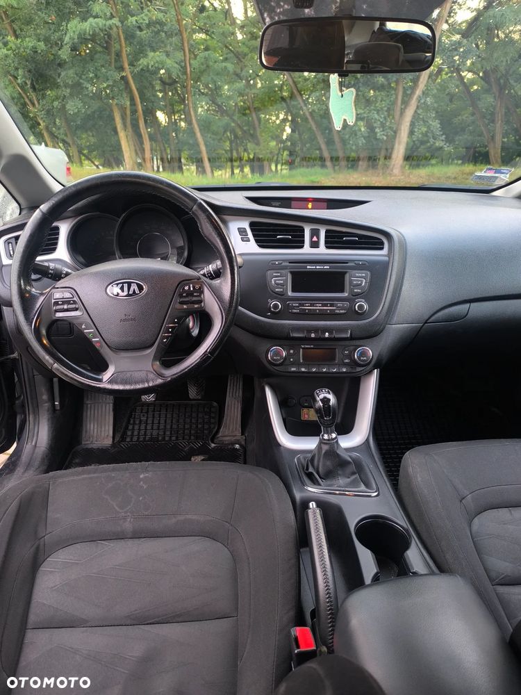 Kia Ceed 1.6 GDI M - 6