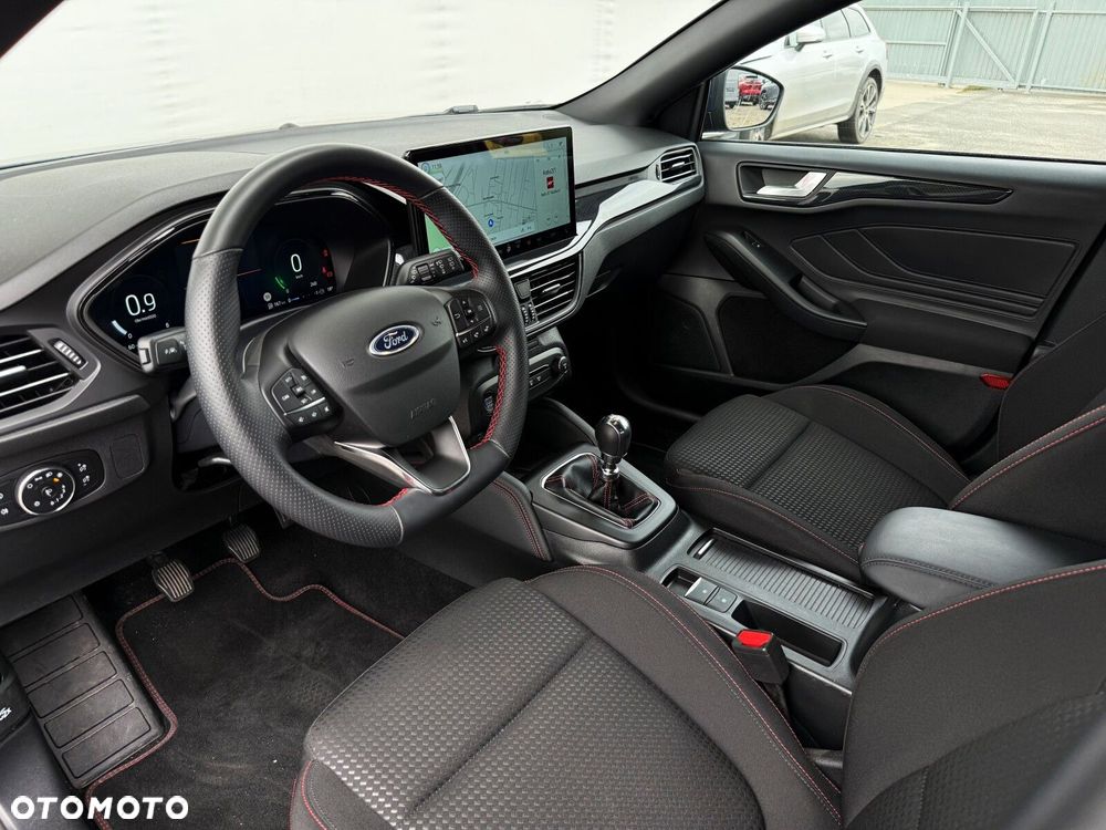 Ford Focus 1.0 EcoBoost mHEV ST-Line X - 14