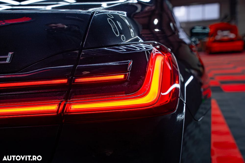 BMW Seria 7 740d xDrive MHEV - 28