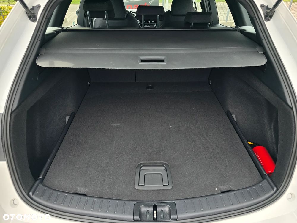 Toyota Corolla 1.8 Hybrid Comfort - 36
