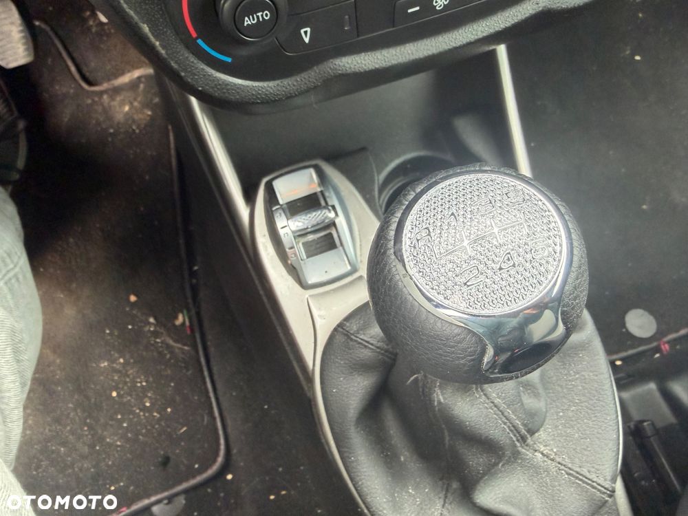 Alfa Romeo Mito - 11