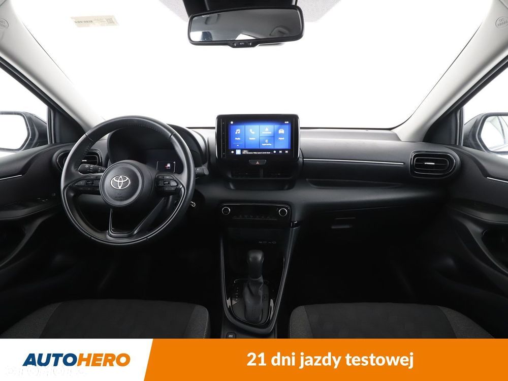 Toyota Yaris - 12