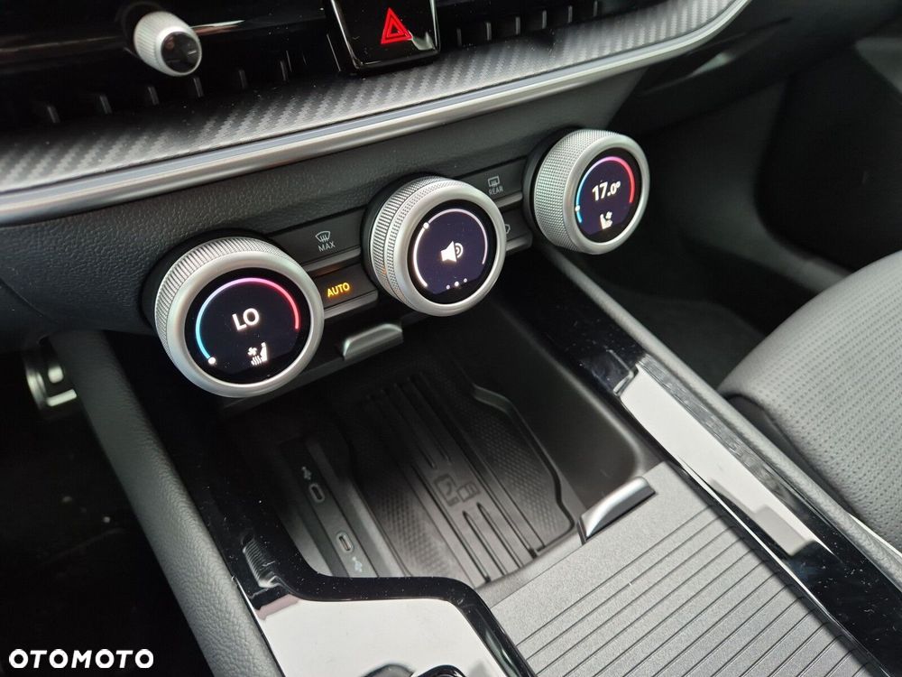 Skoda Superb 2.0 TSI Sportline DSG - 37