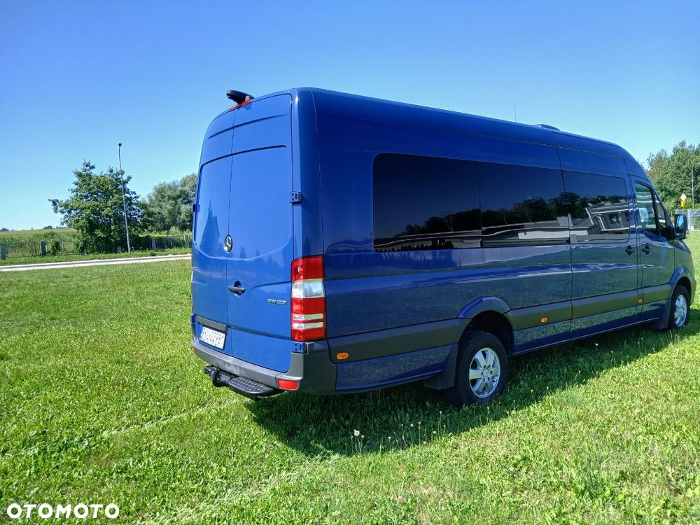 Mercedes-Benz Sprinter - 4