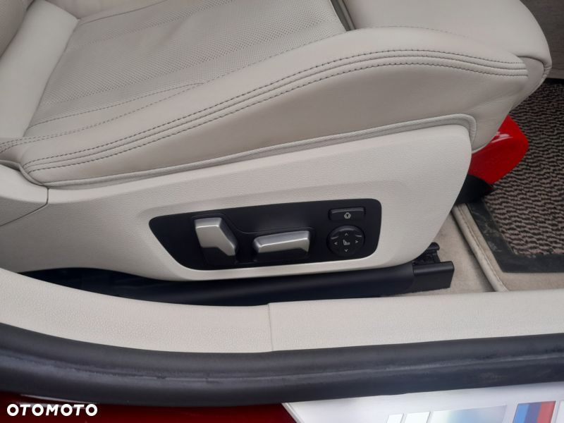 BMW Seria 8 M850i xDrive - 27