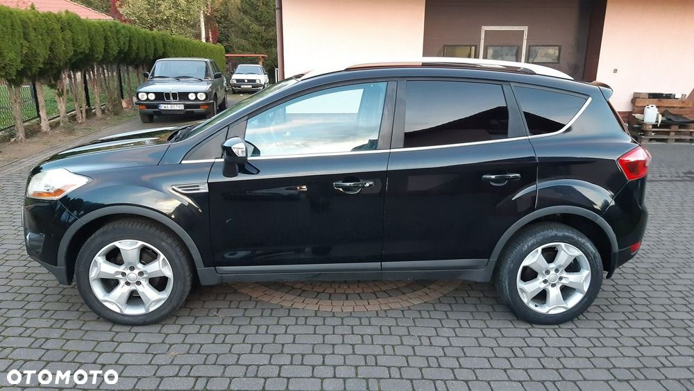 Ford Kuga 2.0 TDCi 2x4 Titanium - 33