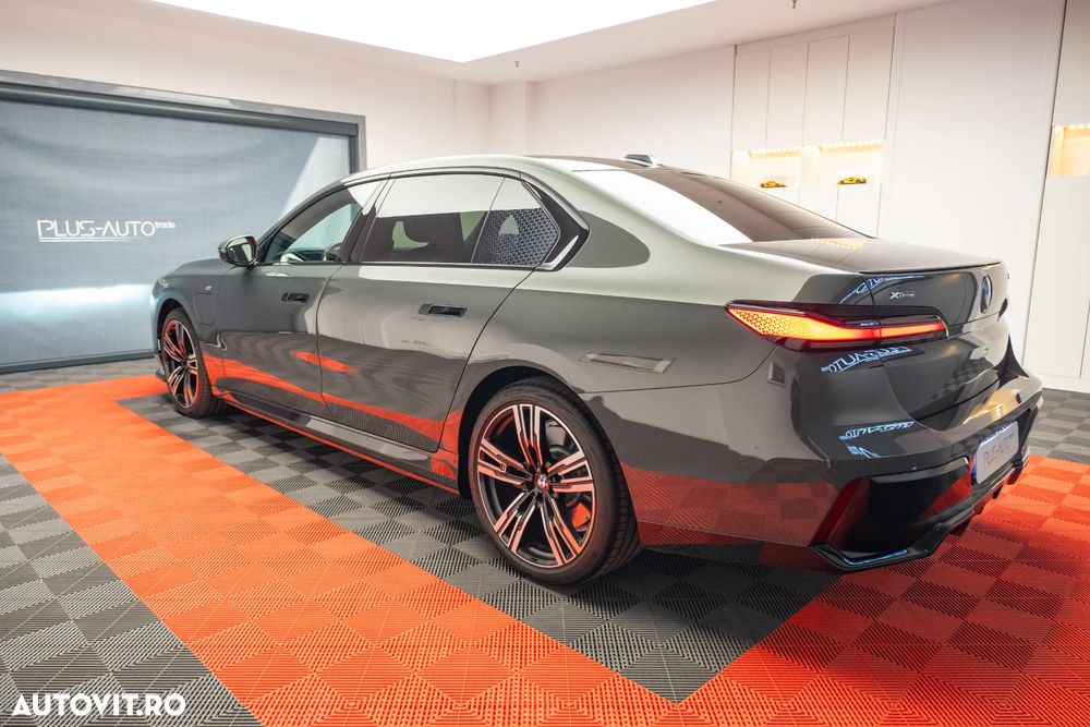 BMW Seria 7 750e xDrive - 5